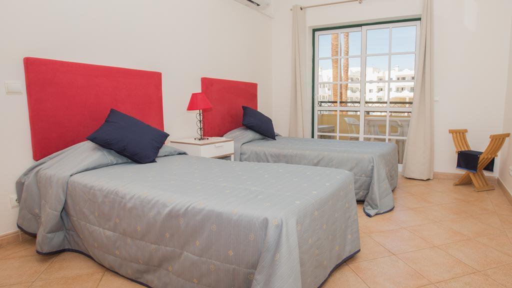 Apartamentos Quinta Da Praia ألفور المظهر الخارجي الصورة